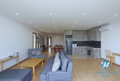 Lake view 3 bedrooms apartment for rent in Au Co street, Tay Ho, Ha Noi